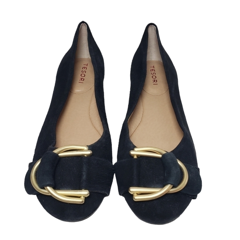 Tesori Black Slip On Closed Toe Flats Gold Buckle Sz 7M